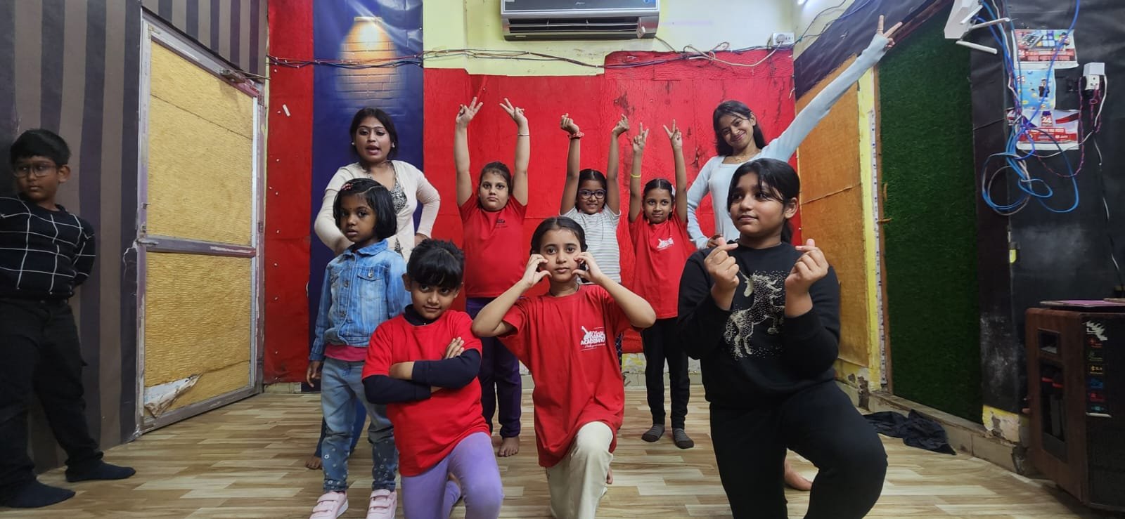 Junior Hip-Hop Team Pose #2